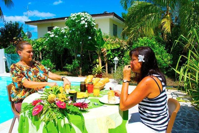 Ahitea Lodge Papeete  Exterior photo